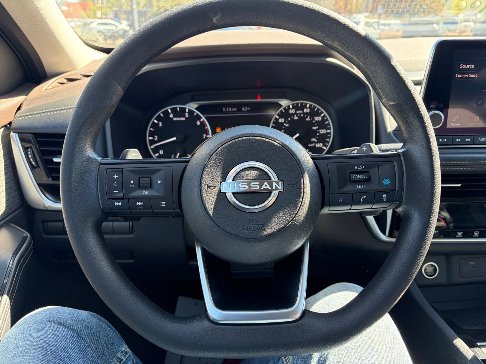Used 2022 Nissan Rogue SV AWD/4WD image 9