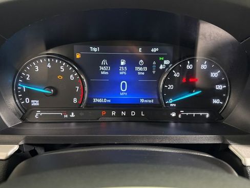 Used 2023 Ford Explorer XLT AWD/4WD image 32
