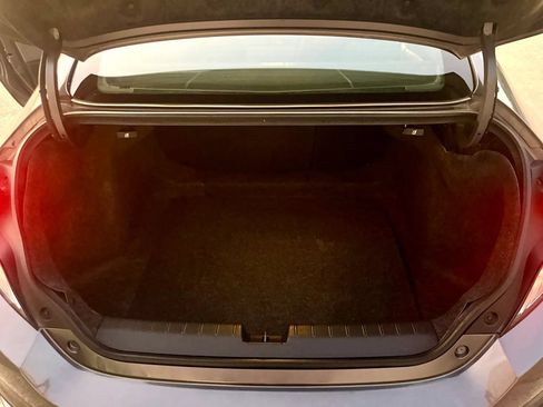 Used 2018 Honda Civic LX-P image 32
