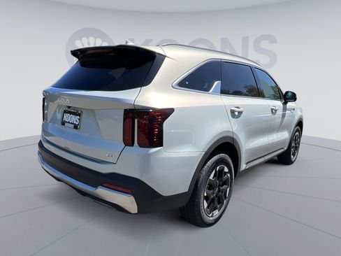 New 2026 Kia Sorento S w/ S Panoramic Sunroof Package AWD/4WD image 11