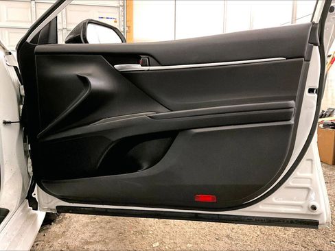 Used 2022 Toyota Camry LE FWD image 23