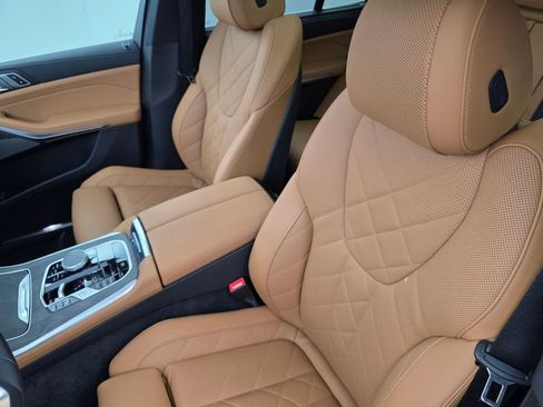 Used 2026 BMW X5 sDrive40i w/ Premium Package RWD image 11