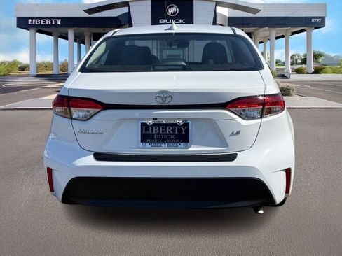 Used 2025 Toyota Corolla LE image 4
