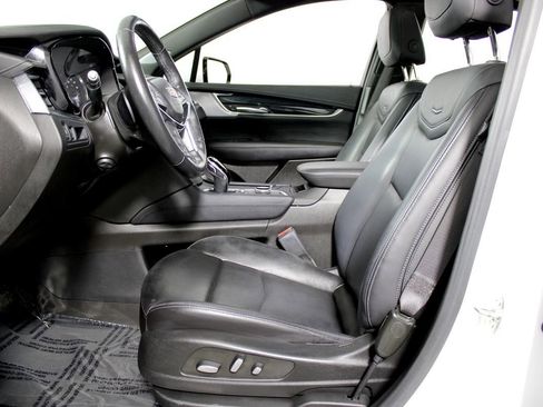 Used 2024 Cadillac XT5 Premium Luxury image 31