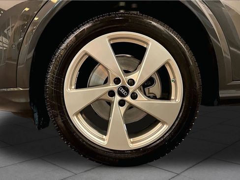 Certified 2025 Audi Q5 Premium w/ Premium Plus AWD/4WD image 11