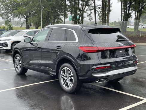Used 2025 Audi Q5 Premium Plus w/ Premium Plus AWD/4WD image 5