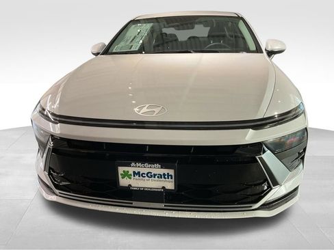 New 2026 Hyundai Sonata Blue FWD image 8