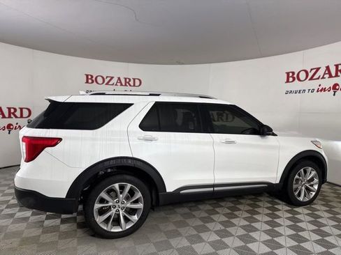 Certified 2022 Ford Explorer Platinum w/ Equipment Group 601A image 9