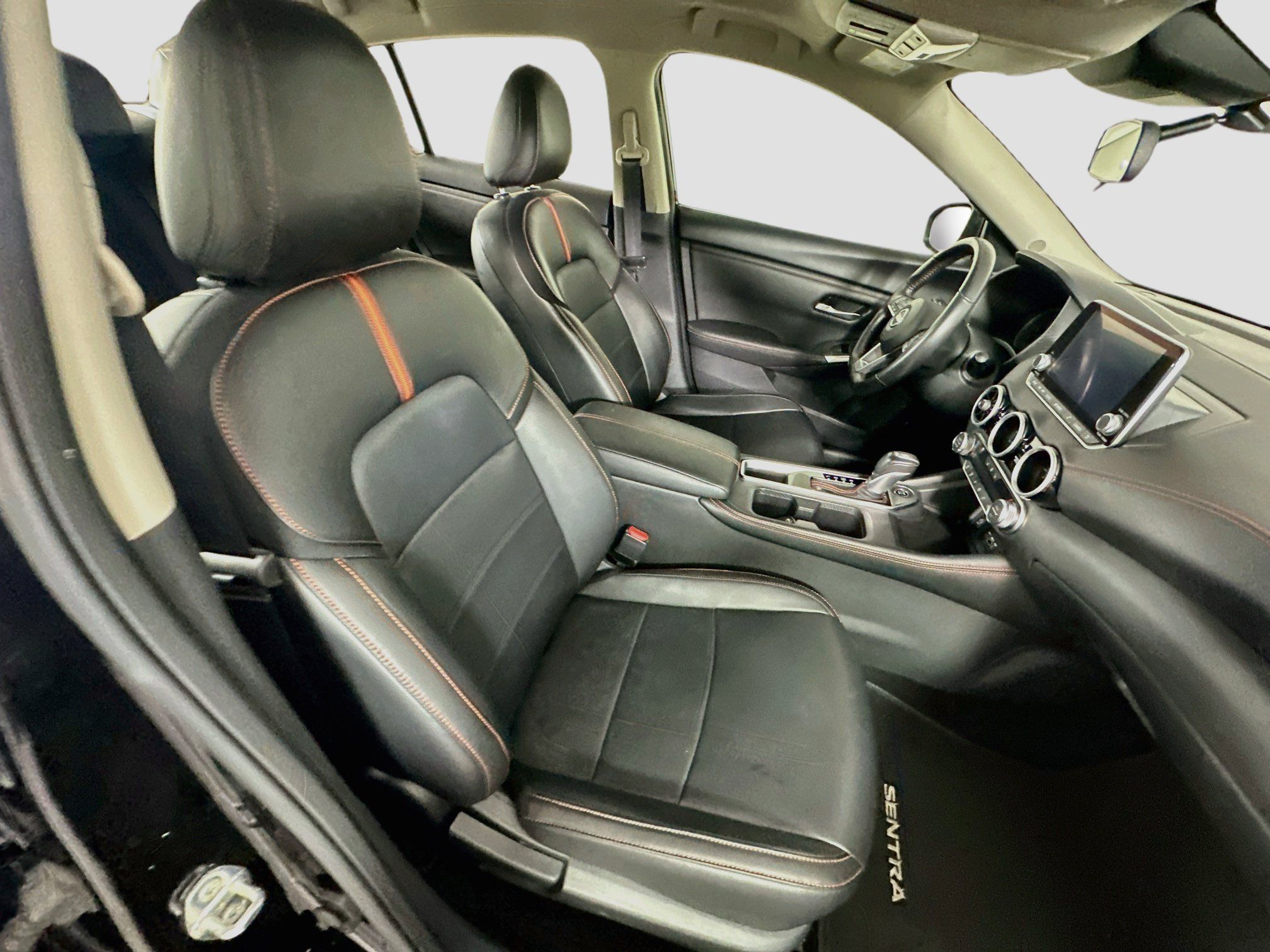 Used 2024 Nissan Sentra SR w/ SR Premium Package FWD image 30