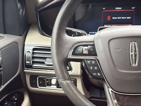 Used 2022 Lincoln Navigator L Reserve RWD image 19
