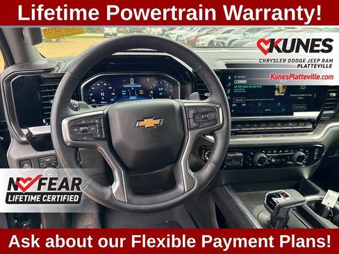 Used 2025 Chevrolet Silverado 1500 LTZ w/ LTZ Premium Package AWD/4WD image 15
