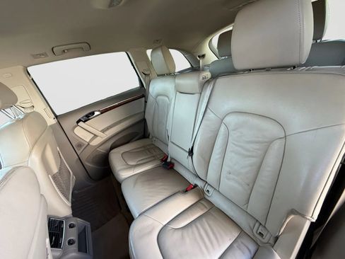 Used 2015 Audi Q7 3.0T Premium w/ Technology Package AWD/4WD image 15