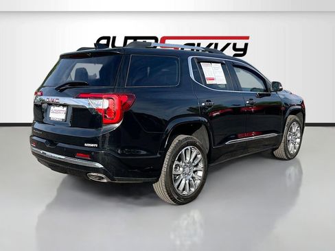 Used 2023 GMC Acadia Denali w/ Denali Technology Package FWD image 7