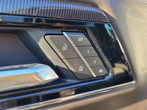 New 2026 GMC Yukon Elevation image 25