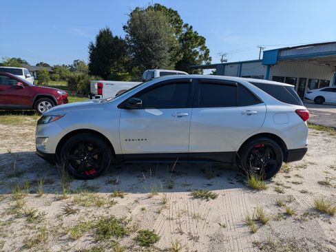 Used 2019 Chevrolet Equinox LT FWD image 7