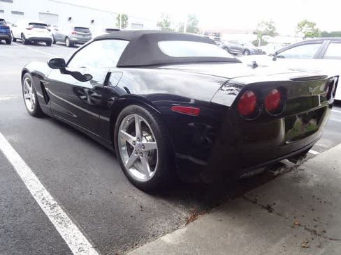 Used 2005 Chevrolet Corvette Convertible w/ Preferred Equipment Group RWD image 7