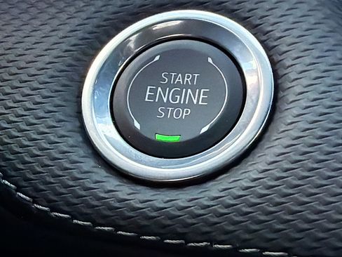 Used 2026 Chevrolet Equinox LT image 35