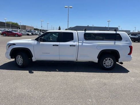 Used 2024 Toyota Tundra SR5 w/ SR5 Convenience Package AWD/4WD image 8