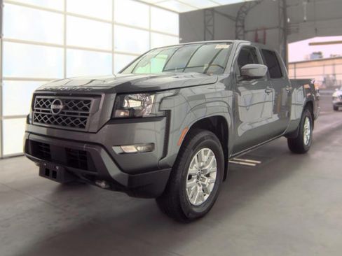 Certified 2024 Nissan Frontier SV w/ Technology Package AWD/4WD image 2