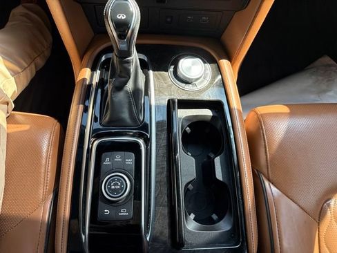 Used 2024 INFINITI QX80 Sensory AWD/4WD image 26