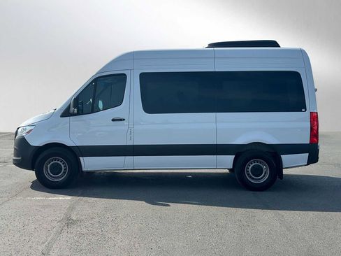 Used 2024 Mercedes-Benz Sprinter 2500 image 6