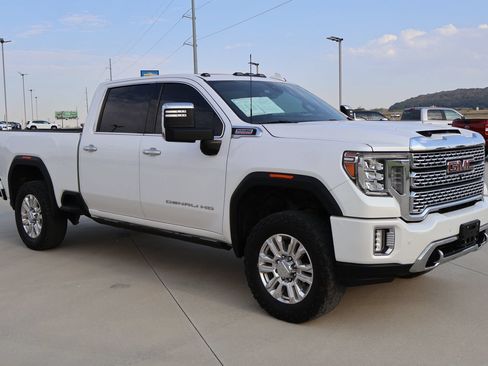 Used 2023 GMC Sierra 2500 Denali w/ Denali Ultimate Package AWD/4WD image 6