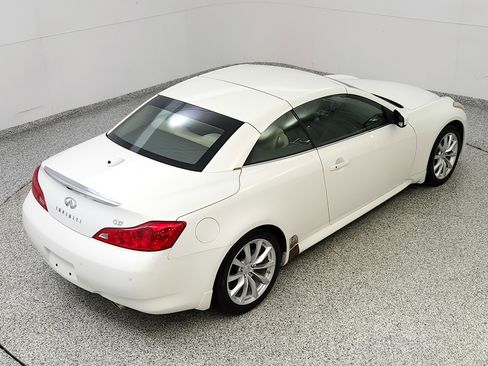 Used 2013 INFINITI G37 Convertible w/ Premium Pkg RWD image 16