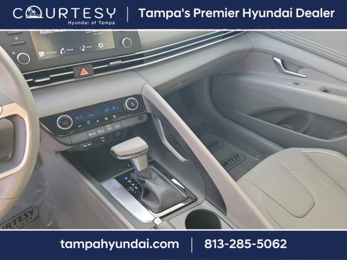 Certified 2025 Hyundai Elantra Sport image 30