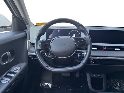 Used 2024 Hyundai Ioniq 5 SE RWD image 12