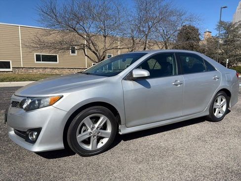 Used 2013 Toyota Camry SE image 8