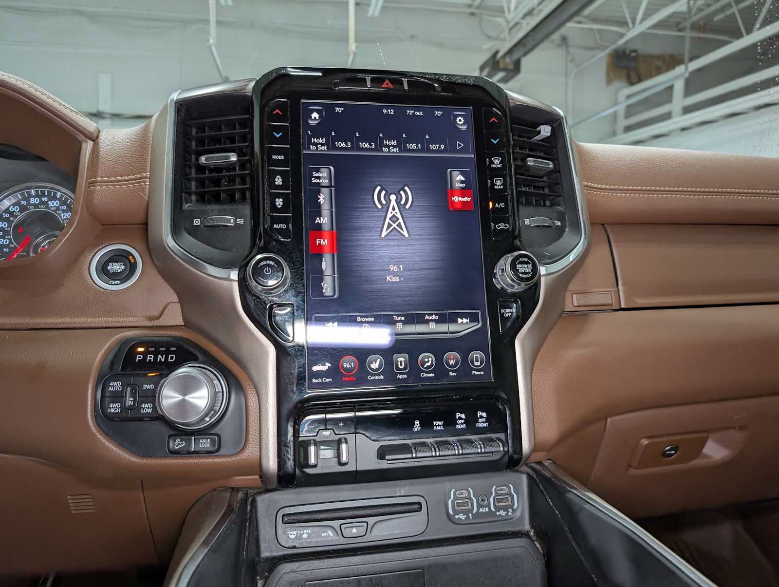 Used 2019 RAM 1500 Laramie AWD/4WD image 38