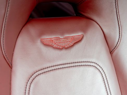 Used 2016 Aston Martin Rapide S image 28