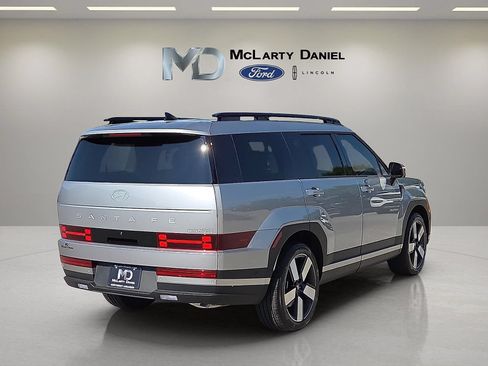 Used 2025 Hyundai Santa Fe Limited AWD/4WD image 5