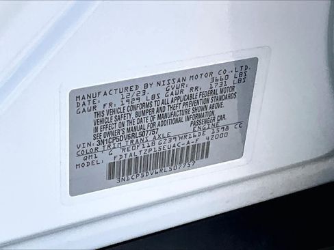 Used 2024 Nissan Kicks SR FWD image 33
