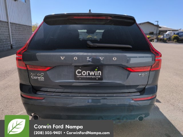 Used 2021 Volvo XC60 T5 Momentum AWD/4WD image 4