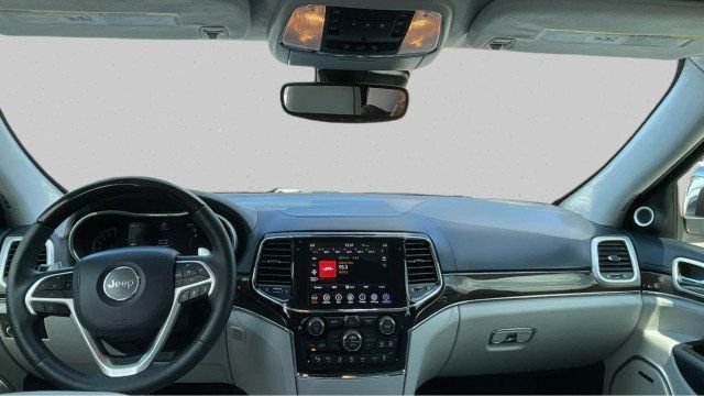 Used 2020 Jeep Grand Cherokee Summit AWD/4WD image 10