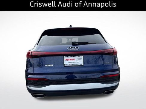 Certified 2025 Audi Q5 Premium w/ Convenience Package image 5