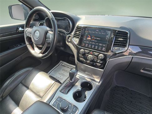 Used 2020 Jeep Grand Cherokee Trailhawk w/ Trailhawk Luxury Group AWD/4WD image 25