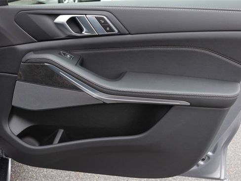 New 2026 BMW X5 xDrive50e w/ Climate Comfort Package image 20