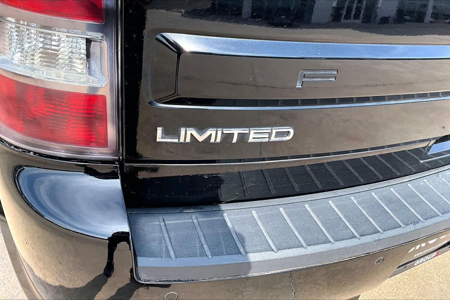 Used 2018 Ford Flex Limited w/ Limited Appearance Package AWD/4WD image 31