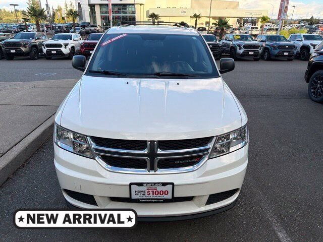 Used 2016 Dodge Journey SE w/ Flexible Seating Group FWD image 1