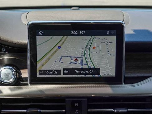 Used 2020 Lincoln Corsair Reserve image 13