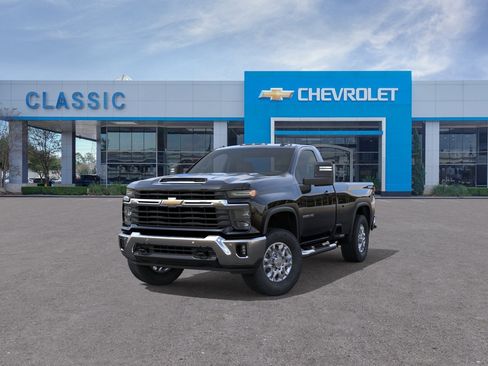 New 2026 Chevrolet Silverado 3500 LT w/ Convenience Package AWD/4WD image 8