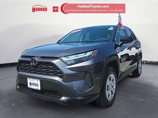 Used 2024 Toyota RAV4 LE AWD/4WD video 1