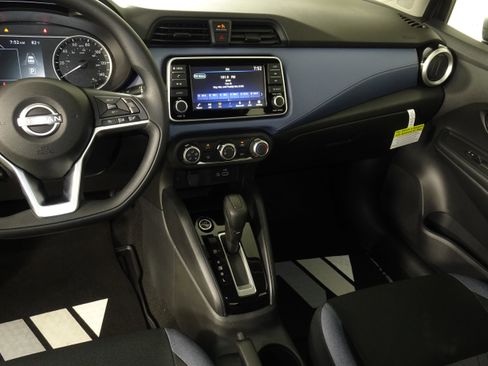 New 2025 Nissan Versa SV w/ Trunk Package image 8