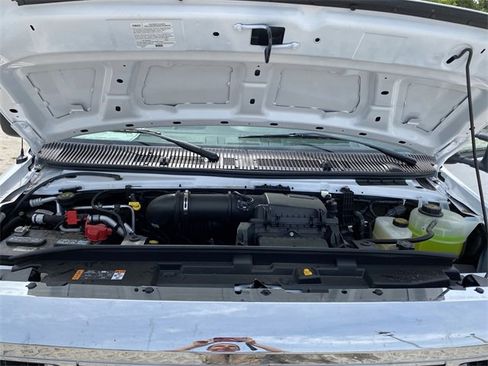 New 2025 Ford E-450 and Econoline 450 Super Duty w/ Power Equipment Group image 23
