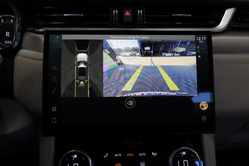 Used 2024 Jaguar F-PACE R-Dynamic S AWD/4WD image 33