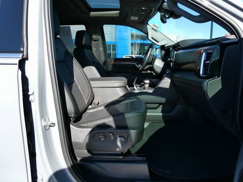 Certified 2025 GMC Sierra 1500 Denali w/ Denali Reserve Package image 16