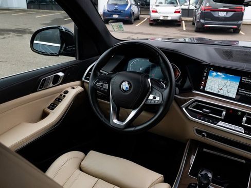 Used 2021 BMW X5 xDrive40i AWD/4WD image 9