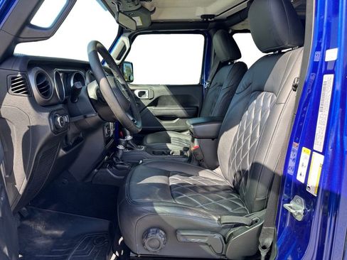 Used 2018 Jeep Wrangler Unlimited Sport S image 9